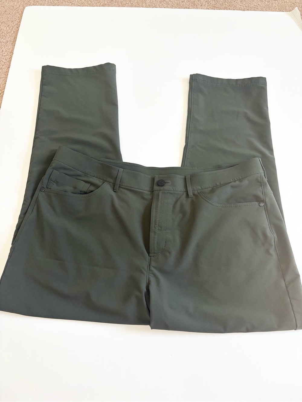 Public Rec Dealmaker Straight Leg Pant Olive Green Size 40 / 30